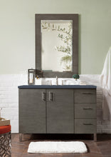 Load image into Gallery viewer, Metropolitan 48&quot; Single Vanity, Silver Oak, w/ 3 CM Charcoal Soapstone Quartz Top